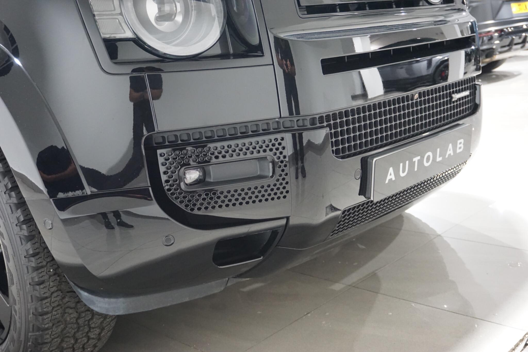 Land Rover Defender 110 3.0 D350 MHEV X-Dynamic SE SUV 5dr Diesel Auto 4WD Euro 6 (s/s) (350 ps)